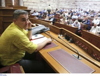 Δεν πείσθηκαν οι βουλευτές του ΣΥΡΙΖΑ από την ενημέρωση του Ευ. Τσακαλώτου για το ν/σ με τα προαπαιτούμενα